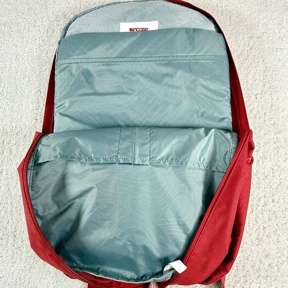 Incase Campus Compact Lightweight Everyday Backpack in Red - Picture 5 of 11